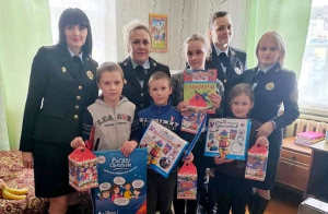 Сотрудники отдела принудительного исполнения Слуцкого района приняли участие в акции «Наши дети»