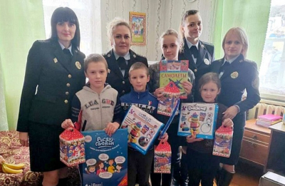 Сотрудники отдела принудительного исполнения Слуцкого района приняли участие в акции «Наши дети»