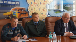 Представители МЧС, ОСВОД, Государственной инспекции охраны животного и растительного мира провели обучающее мероприятие по вопросу обеспечения безопасности, в том числе в быту, для работников органов и организаций юстиции Минской области