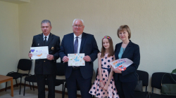 В честь Международного дня защиты детей представители главного управления юстиции Минского облисполкома посетили Дзержинский районный социально-педагогический центр