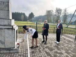 Ко Дню народного единства руководство и сотрудники структурных подразделений главного управления юстиции Минского областного исполнительного комитета приняли участие в мероприятиях, приуроченных ко Дню народного единства.