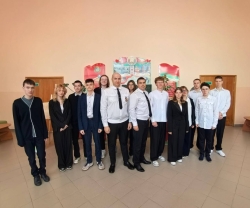 Представители главного управления юстиции Минского областного исполнительного комитета посетили учащихся профильного правового 11-го класса на базе Государственного учреждения образования “Средняя школа №1 г. Фаниполя”.