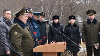 Сотрудники отдела принудительного исполнения Мядельского района  приняли участие в митинге