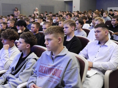 Встреча с учащимися чреждения образования «Марьиногорский государственный ордена «Знак Почета» аграрно-технический колледж имени В.Е. Лобанка»