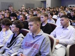 Встреча с учащимися чреждения образования «Марьиногорский государственный ордена «Знак Почета» аграрно-технический колледж имени В.Е. Лобанка»