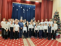 Анна Чаунина и Светлана Скворцова поздравили воспитанников Ждановичской спецшколы